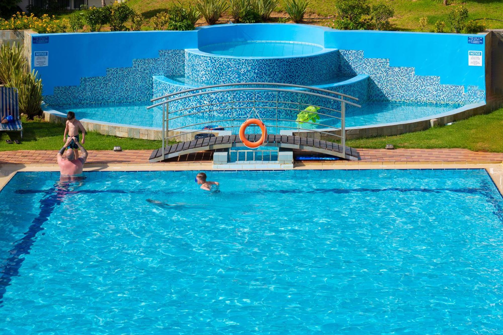 Stalós Pegasus Hotel מראה חיצוני תמונה