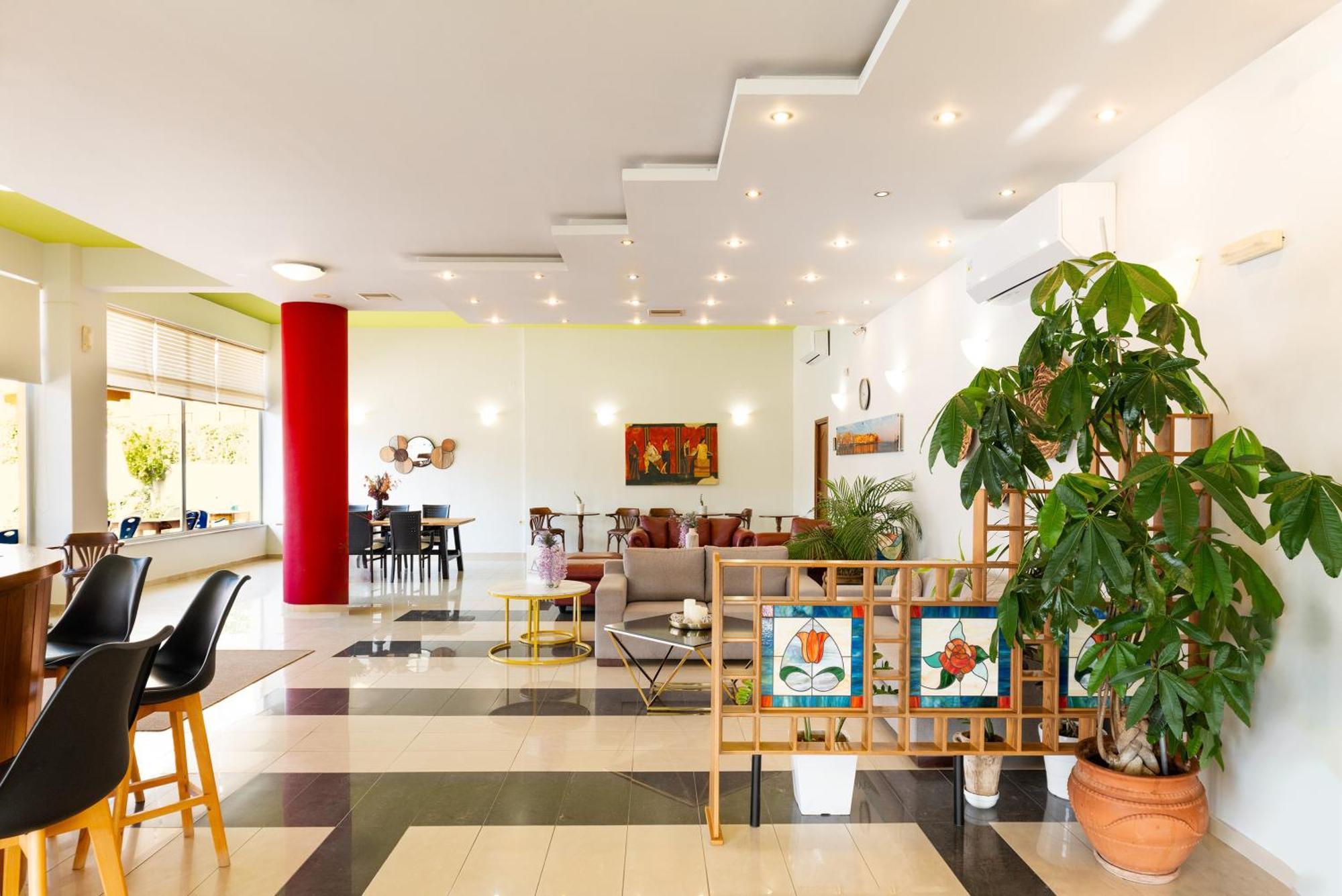 Stalós Pegasus Hotel מראה חיצוני תמונה